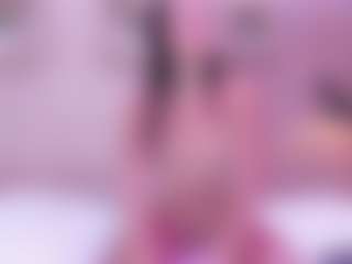 Live cam show with Valeska-Wins - American Petite on Camsoda | colombia