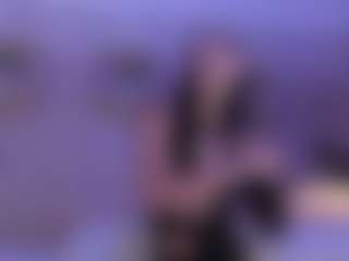 Live cam show with Valeska-Wins - Brown Eyes on Camiplay Live