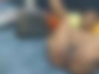 YelloMellow's Live Sex Cam Show