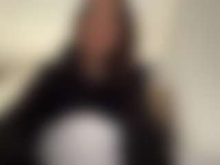 AnnetteWiatrak's Live Sex Cam Show
