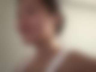 Live cam show with AnnetteWiatrak - Public on livesuperchat.net