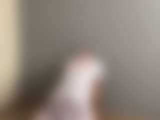 AnnetteWiatrak's Live Sex Cam Show