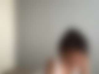 AnnetteWiatrak's Live Sex Cam Show