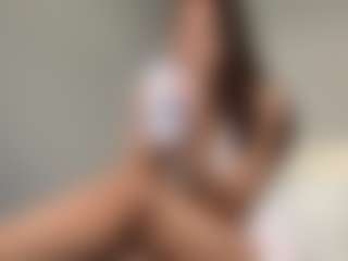 AnnetteWiatrak's Live Sex Cam Show