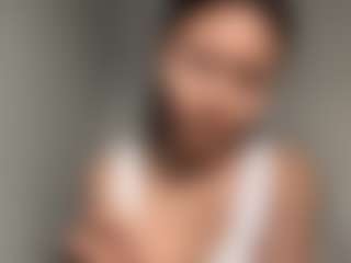 AnnetteWiatrak's Live Sex Cam Show