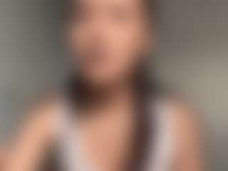 AnnetteWiatrak's Live Sex Cam Show