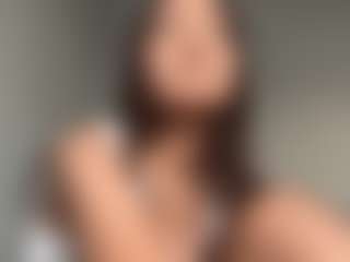 AnnetteWiatrak's Live Sex Cam Show