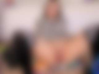 ariellevibe's Live Sex Cam Show