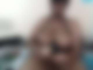 Live cam show with CreamBum - Middle Aged on livesuperchat.net