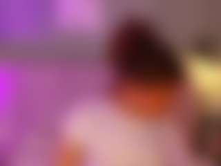 Live cam show with DebonyRose - Cumshot on Hubzter Live