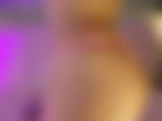 DebonyRose's Live Sex Cam Show