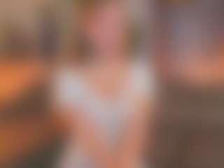 Live cam show with IvanaKnisley - Upskirt on Camming Site