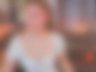 Live cam show with IvanaKnisley - Flashing on madthumbs