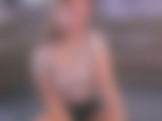 Live cam show with IvanaKnisley - Tittyfuck on Lustler
