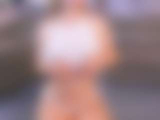 Live cam show with IvanaKnisley - Thin on SpunkLive