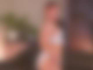 Live cam show with IvanaKnisley - Gray Eyes on Camsoda