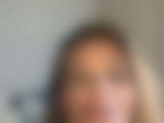 juicypussayyy's Live Sex Cam Show