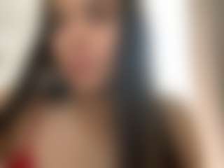 Live cam show with julieee04 - Lush on Camsoda