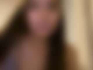 julieee04's Live Sex Cam Show