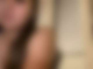 julieee04's Live Sex Cam Show