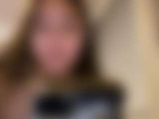 julieee04's Live Sex Cam Show