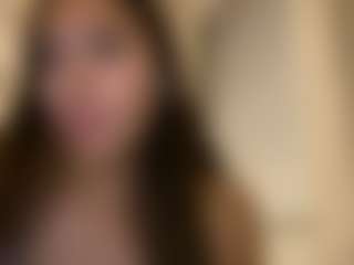 julieee04's Live Sex Cam Show