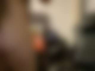 julieee04's Live Sex Cam Show