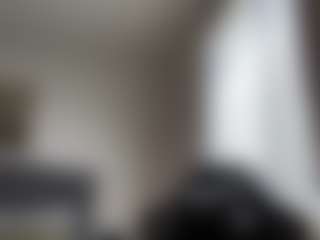 julieee04's Live Sex Cam Show