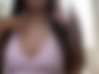julieee04's Live Sex Cam Show