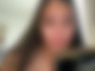 julieee04's Live Sex Cam Show