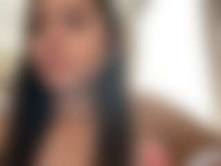 julieee04's Live Sex Cam Show