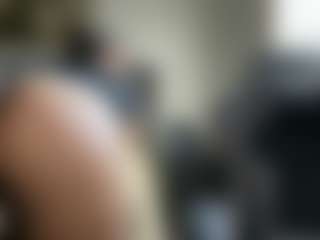 julieee04's Live Sex Cam Show