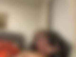 julieee04's Live Sex Cam Show