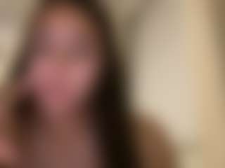 julieee04's Live Sex Cam Show