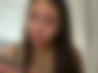 julieee04's Live Sex Cam Show