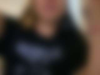 julieee04's Live Sex Cam Show