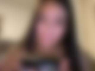 julieee04's Live Sex Cam Show