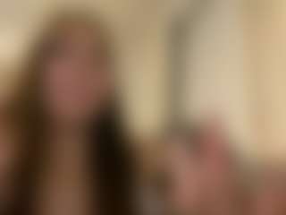 julieee04's Live Sex Cam Show