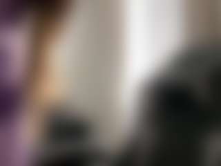 julieee04's Live Sex Cam Show