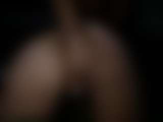 julieee04's Live Sex Cam Show