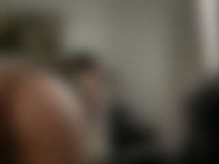 julieee04's Live Sex Cam Show