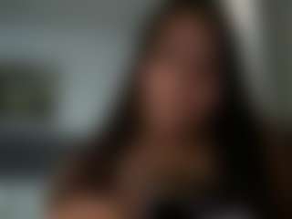 julieee04's Live Sex Cam Show
