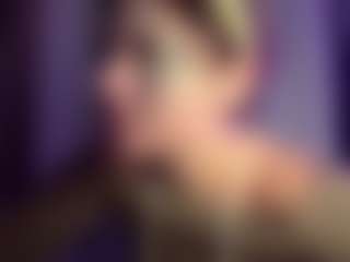 LatrinaBonno's Live Sex Cam Show
