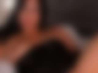 Lunara-Vall's Live Sex Cam Show