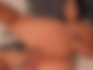 Lunara-Vall's Live Sex Cam Show