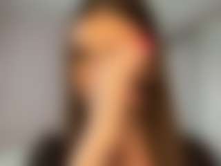 Live cam show with MargaretteRoloson - Control on Milfs Live