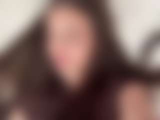 Live cam show with Margarette - Shaved Pussy on sexylive.show
