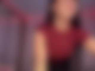 Live cam show with Margarette - Nipple Piercings on Camsoda