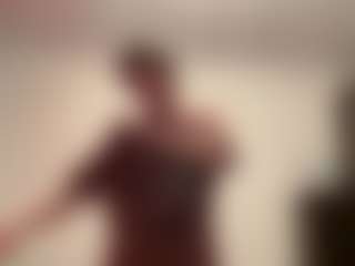 Live cam show with MikaelaDzubak - New Squirt on Mixed Magazine Live
