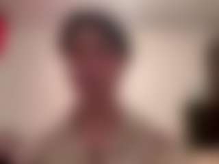 Live cam show with MikaelaDzubak - New Tattoos on Soda Cam